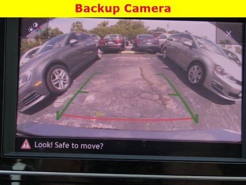 Used 2024 Volkswagen Jetta SE w/ Panoramic Sunroof Package image 16