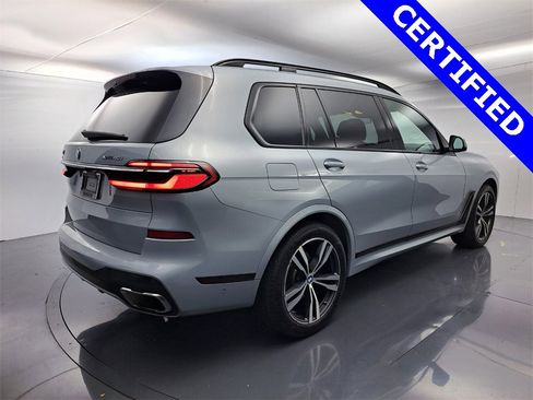 Certified 2024 BMW X7 xDrive40i w/ M Sport Package image 3
