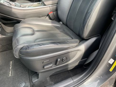 Used 2022 Hyundai Palisade Calligraphy image 14