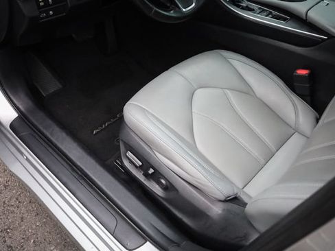 Used 2020 Toyota Avalon XLE w/ Moonroof Package FWD image 54