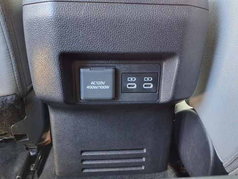 Certified 2024 Toyota Tacoma TRD Off-Road w/ TRD Off Road Upgrade Package AWD/4WD image 14