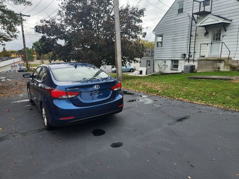 Used 2014 Hyundai Elantra SE w/ Option Group 02 image 7