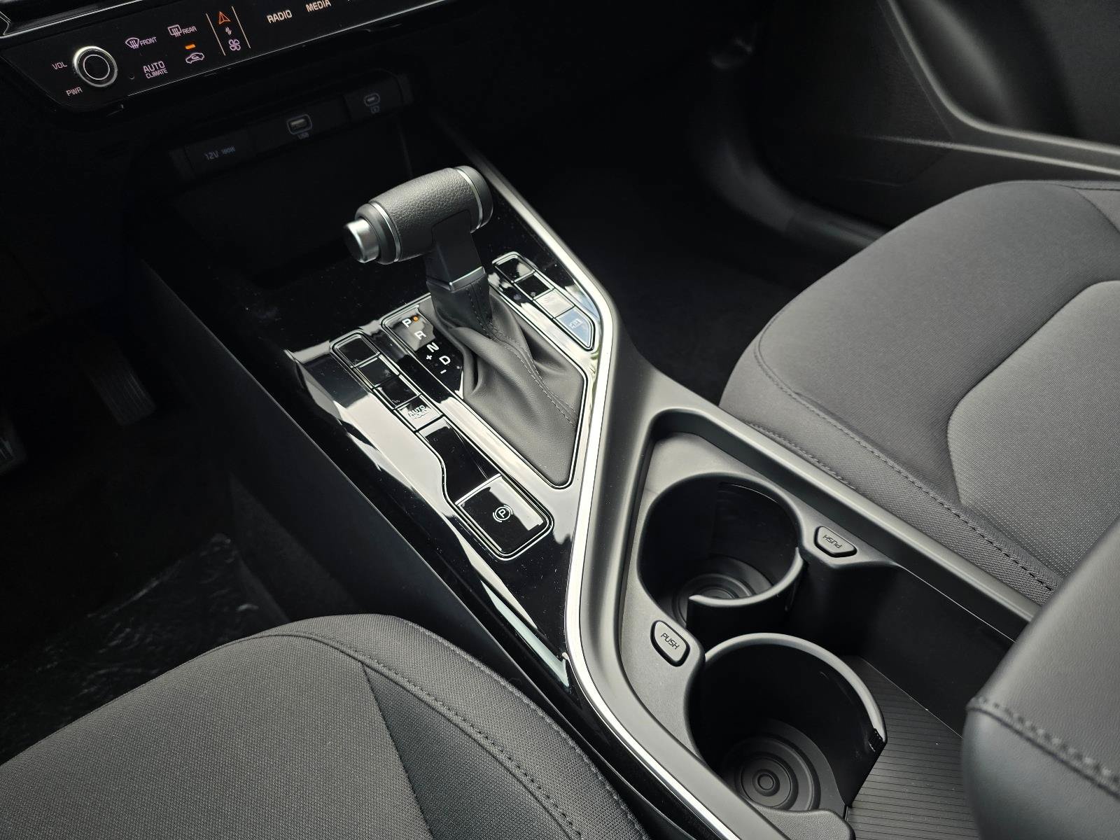 New 2026 Kia Niro LX FWD image 9