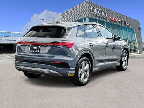 Used 2022 Audi Q4 e-tron Premium Plus AWD/4WD image 4