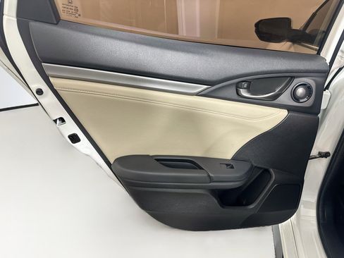 Used 2018 Honda Civic Sport Touring image 26