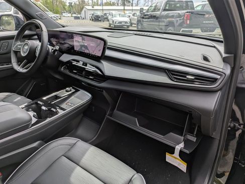 New 2026 Buick Enclave Sport Touring w/ Super Cruise Package AWD/4WD image 27