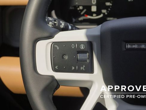 Used 2025 Land Rover Defender 110 X-Dynamic SE AWD/4WD image 12