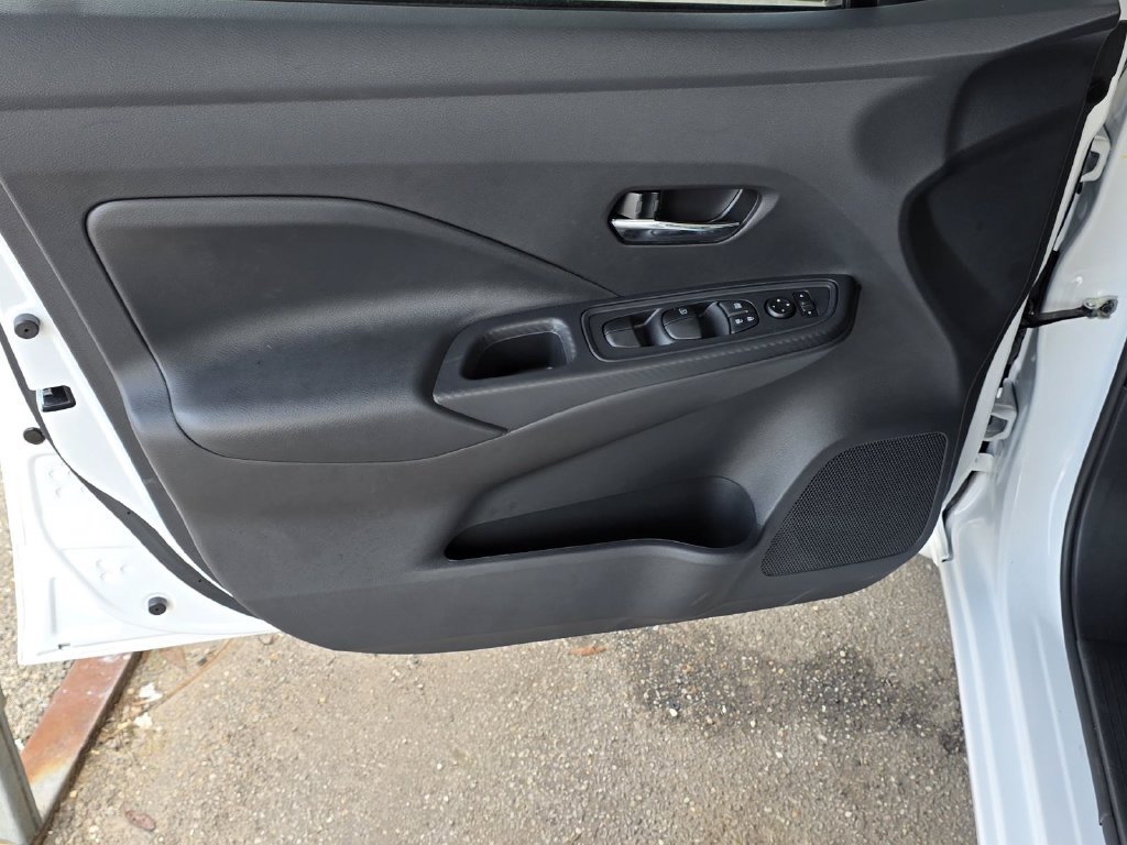New 2025 Nissan Versa SV w/ Trunk Package FWD image 25
