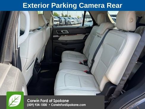 Used 2016 Ford Explorer Platinum AWD/4WD image 11