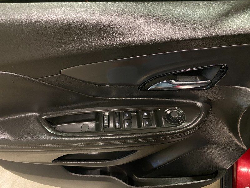 Used 2020 Buick Encore Preferred AWD/4WD image 27