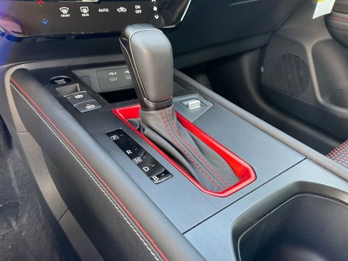 Used 2025 Nissan Kicks SR image 20