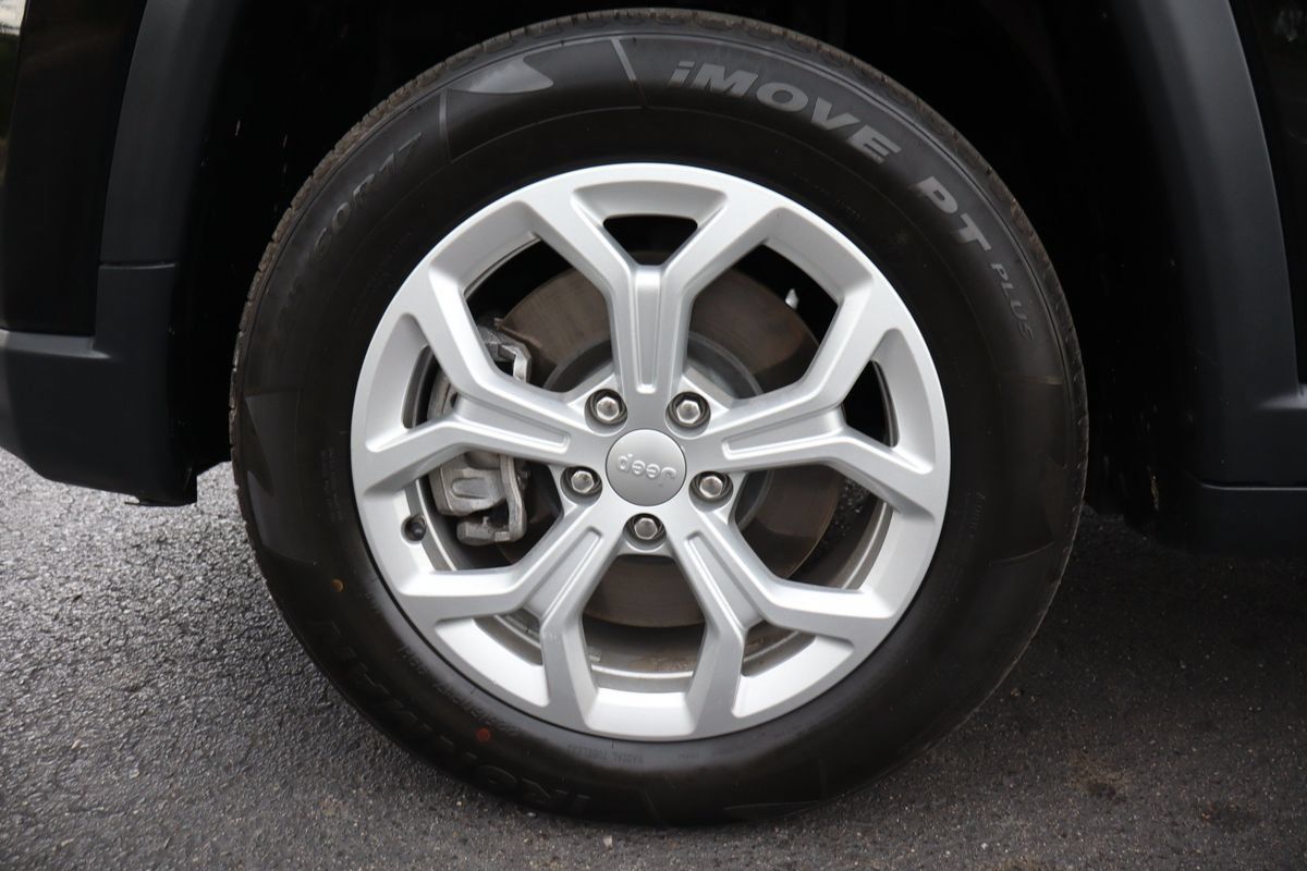Used 2024 Jeep Compass Sport AWD/4WD image 39