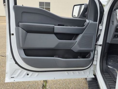 Certified 2022 Ford F150 XLT w/ Trailer Tow Package image 15