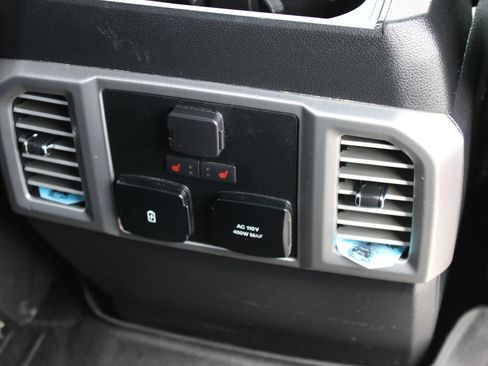 Used 2019 Ford F150 Platinum w/ Equipment Group 701A Luxury AWD/4WD image 26