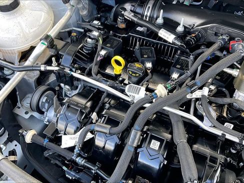 Used 2022 Lincoln Corsair Reserve image 32