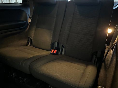 Used 2020 Dodge Durango SXT image 15