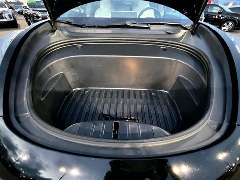 Used 2021 Tesla Model 3 Performance image 10