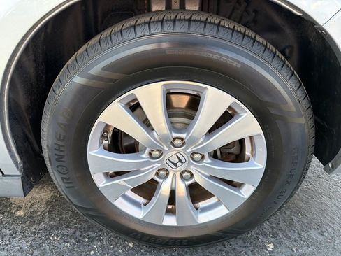 Used 2016 Honda Odyssey SE image 36