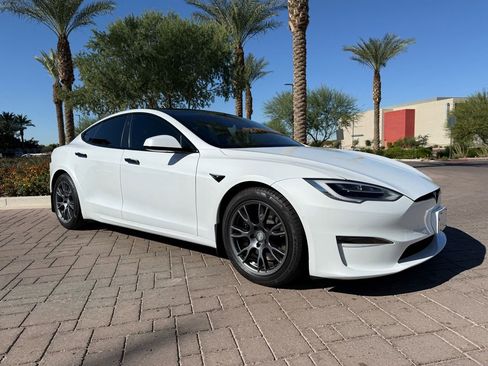 Used 2021 Tesla Model S Long Range image 2