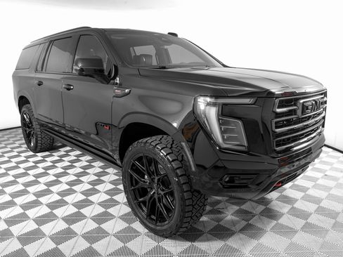 Used 2026 GMC Yukon XL AT4 Ultimate image 4