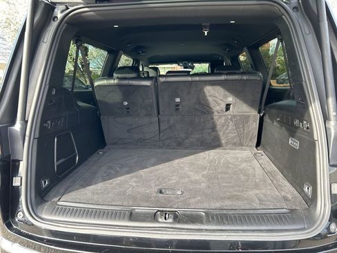 Used 2024 Jeep Wagoneer L Series II w/ Flexible Seating Group image 25