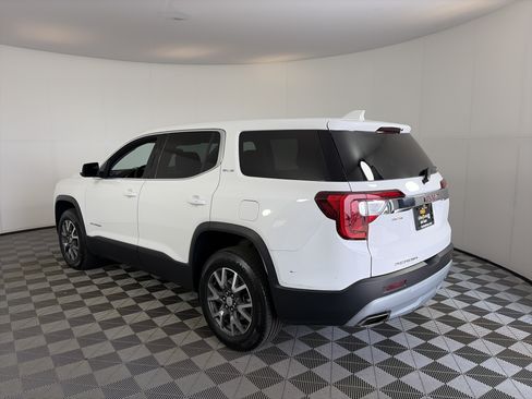 Certified 2023 GMC Acadia SLE FWD image 5