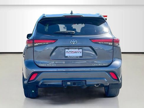 Used 2022 Toyota Highlander Limited AWD/4WD image 6
