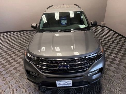Used 2023 Ford Explorer XLT w/ Equipment Group 202A AWD/4WD image 5