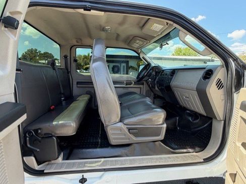 Used 2010 Ford F350 XL image 19