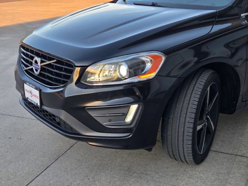 Used 2016 Volvo XC60 T6 R-Design AWD/4WD image 33