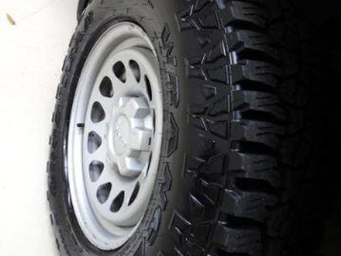 Used 2021 GMC Sierra 1500 4x4 Double Cab w/ Convenience Package image 10