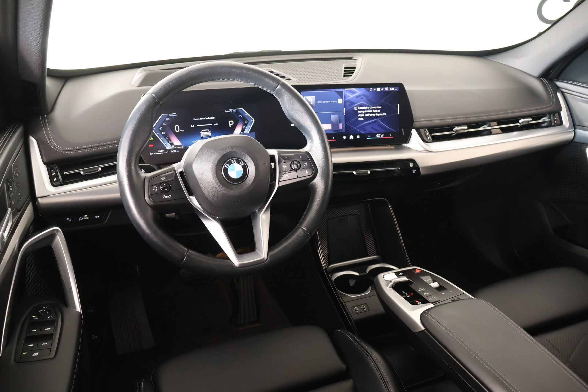 Used 2026 BMW X1 xDrive28i AWD/4WD image 2