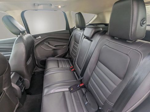 Used 2018 Ford Escape Titanium w/ Ford Safe & Smart Package AWD/4WD image 17