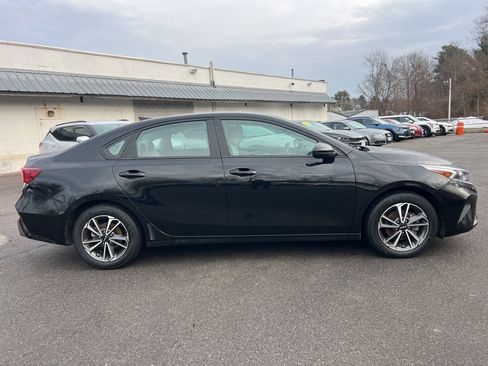 Certified 2023 Kia Forte LXS image 6