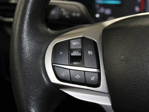 Used 2023 Ford Explorer XLT w/ Equipment Group 202A image 35