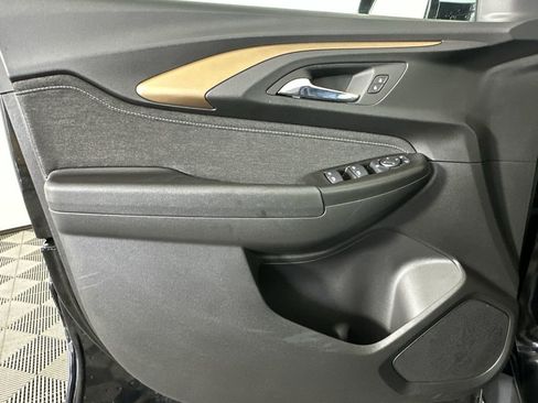 Used 2023 Chevrolet TrailBlazer ACTIV w/ Convenience Package image 24