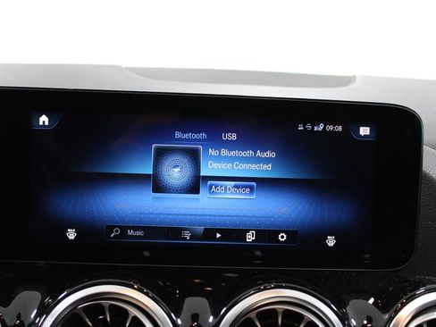 Used 2022 Mercedes-Benz GLA 35 AMG 4MATIC image 30