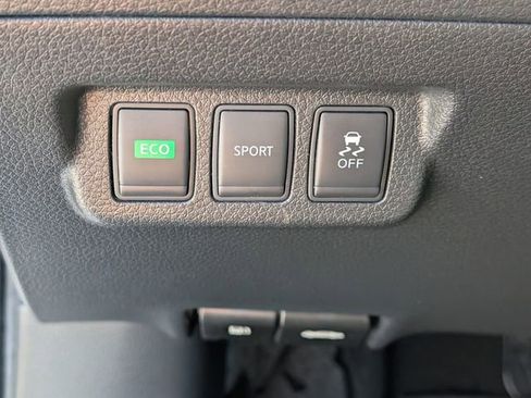 Used 2013 Nissan Sentra SV image 30