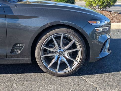 Used 2023 Genesis G70 2.0T image 12