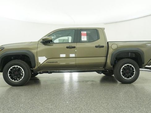 New 2026 Toyota Tacoma TRD Off-Road image 19