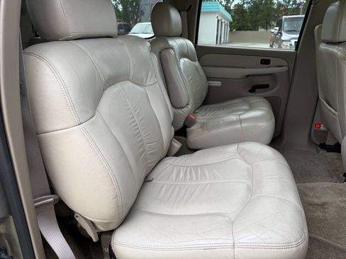Used 2002 Chevrolet Suburban LT RWD image 10