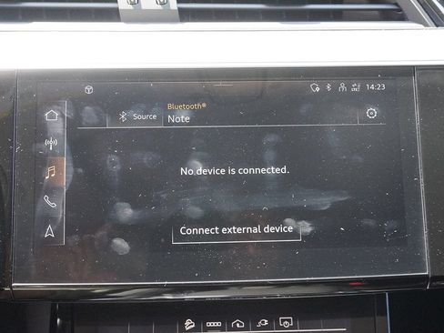 Used 2022 Audi e-tron Premium w/ Convenience Plus Package AWD/4WD image 52