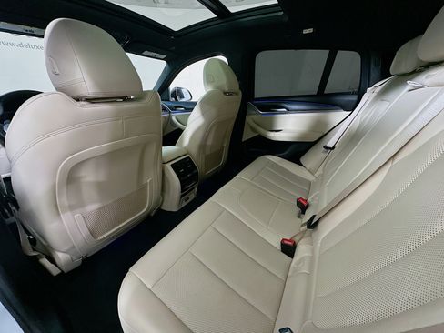 Used 2022 BMW X4 xDrive30i w/ M Sport Package image 25