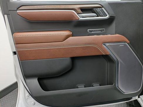 Used 2022 GMC Sierra 1500 Denali Ultimate image 8