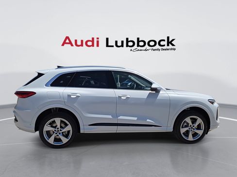 New 2026 Audi Q5 Premium Plus AWD/4WD image 9