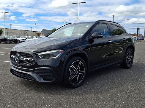 Used 2023 Mercedes-Benz GLA 250 4MATIC image 3