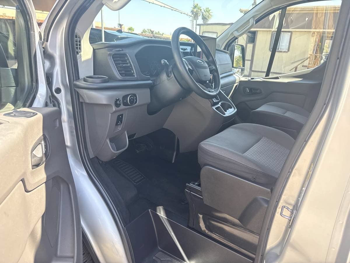 Used 2024 Ford Transit 350 XLT RWD image 8