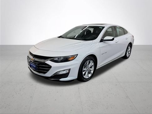 Used 2023 Chevrolet Malibu LT FWD image 2