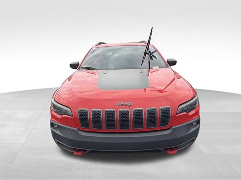 Used 2019 Jeep Cherokee Trailhawk w/ Cold Weather Group image 6