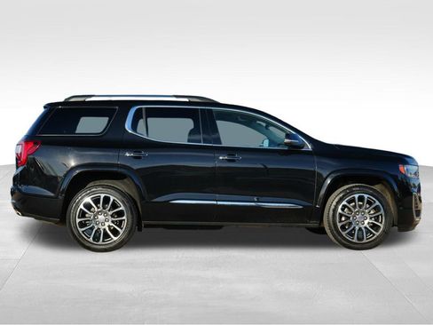 Used 2021 GMC Acadia Denali w/ GMC Pro Grade Package image 8